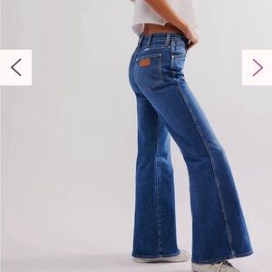 NWT Free People/ Wrangler Wanderer 622 High Rise Flare Jeans, Size 29/8